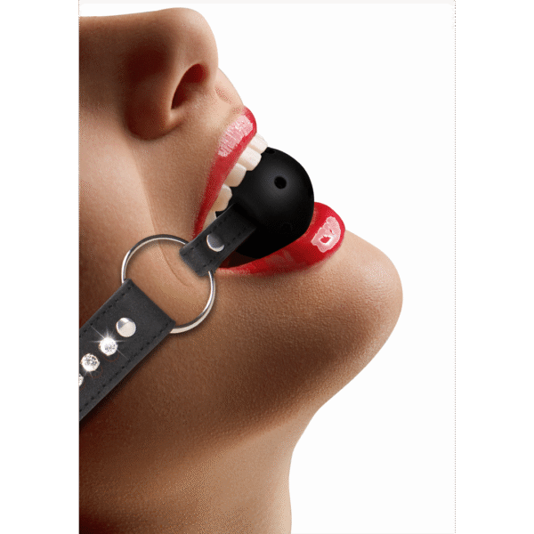 Ademend Ball Gag met diamanten gestikte straps