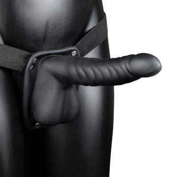 Geribbelde Hollow Strap-On met Ballen - 8 / 21 cm - Zwart