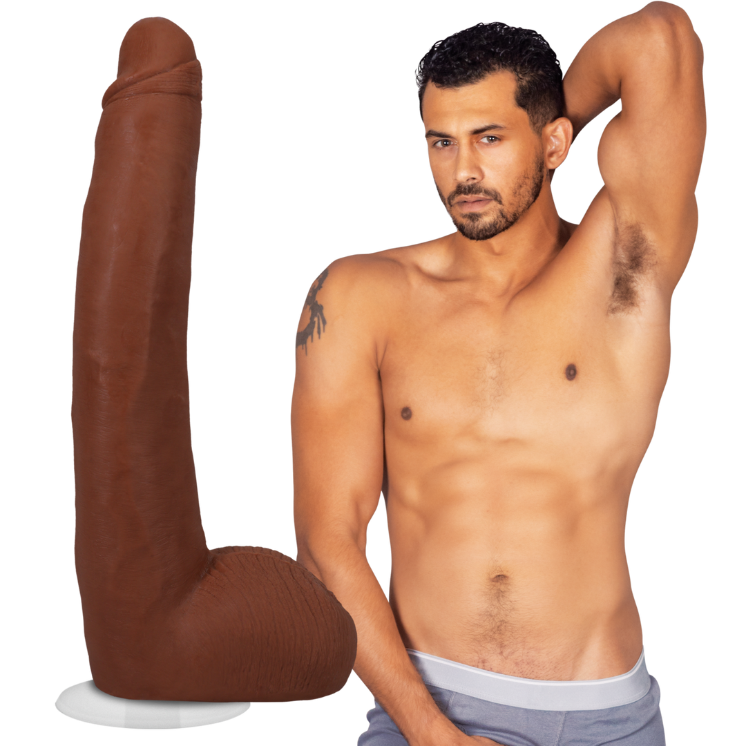 Alex Jones - Realistic ULTRASKYN Dildo - 11 / 28 cm