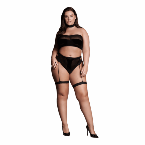 Ananke XII - Drie Delen met Choker, Bandeau Top en Pantie met Garters - Plus Size